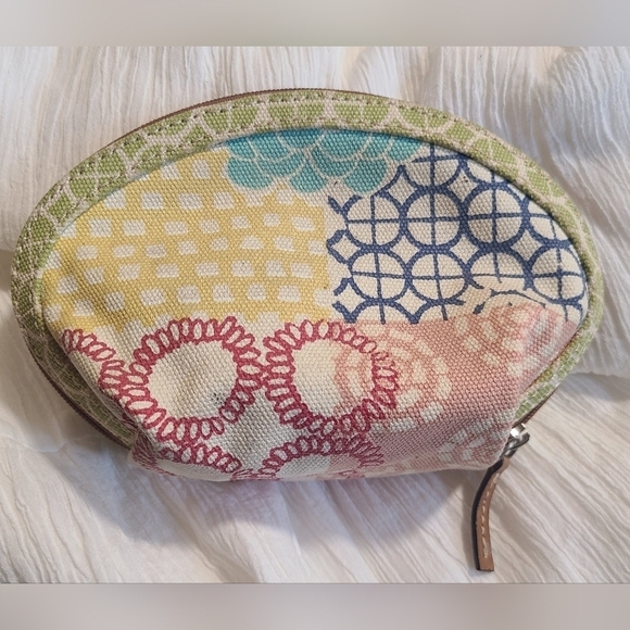 Fossil Makeup multi purpose bag‎ - Picture 2 of 5